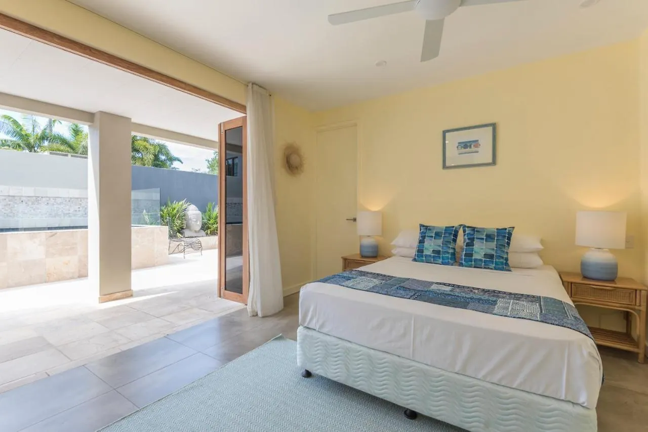 Beachside Villa With Private Lap Pool Port Douglas