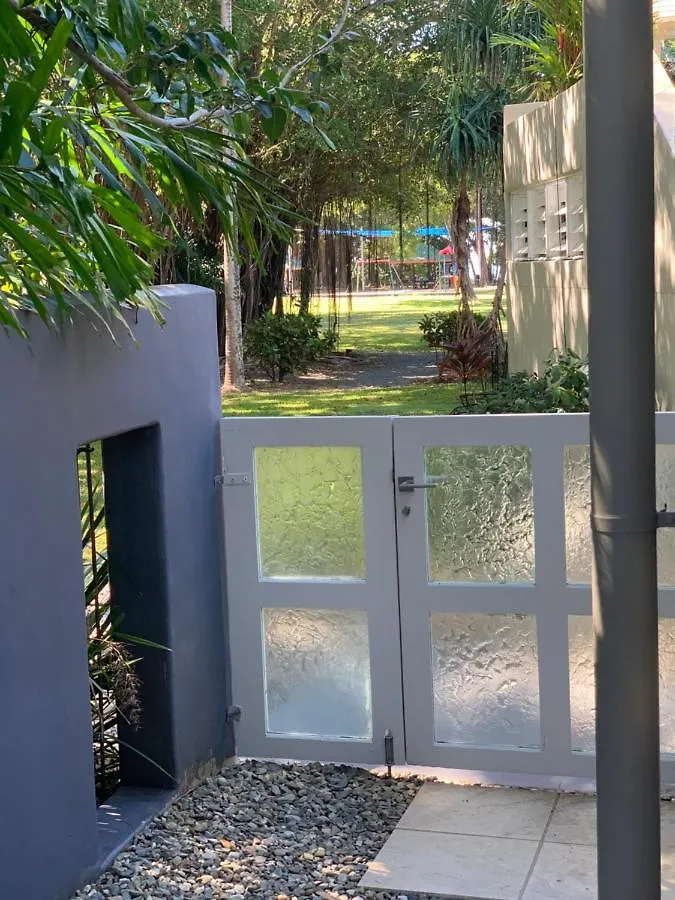 Beachside Villa With Private Lap Pool Port Douglas
