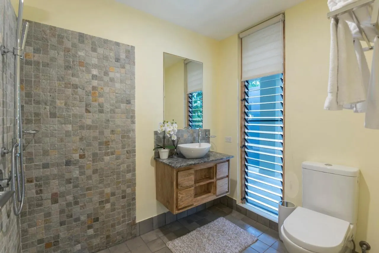 Beachside Villa With Private Lap Pool Port Douglas